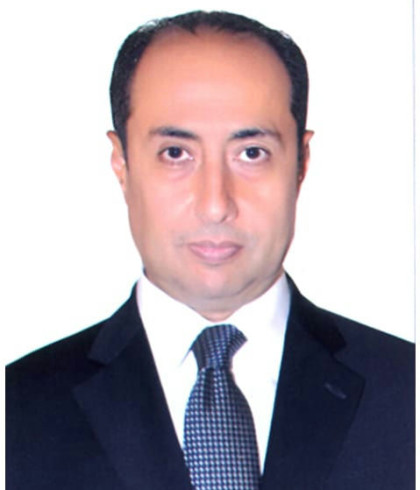 سعادة السفير حسام زكي