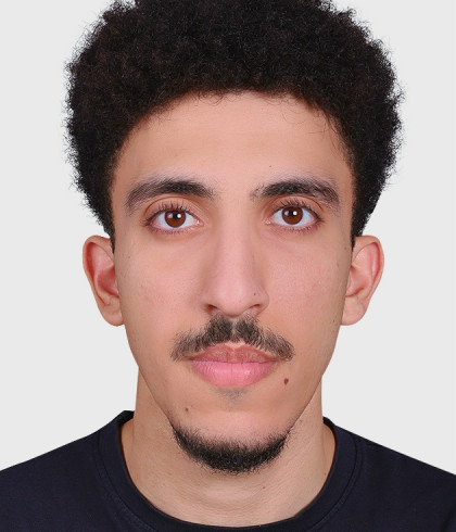 عمر عبداللطيف